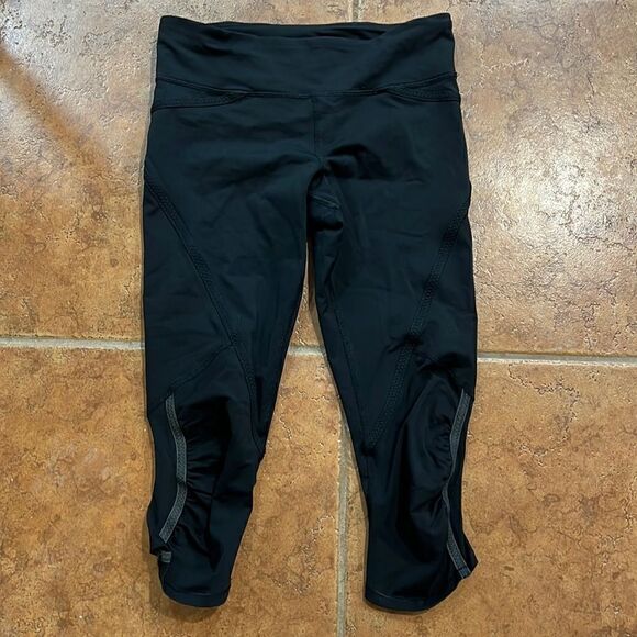 lululemon athletica Pants - Lululemon Black Ruched Reflective leggings size 4